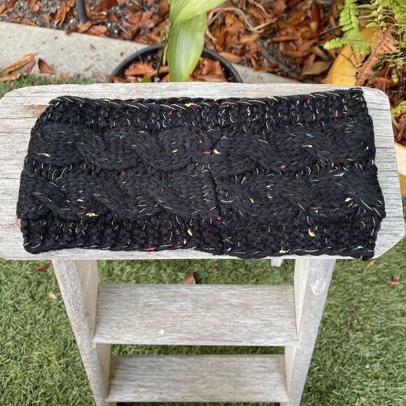 Luther Pike Seattle Ear Warmer Winter Headband For Women - Picture 4 of 6